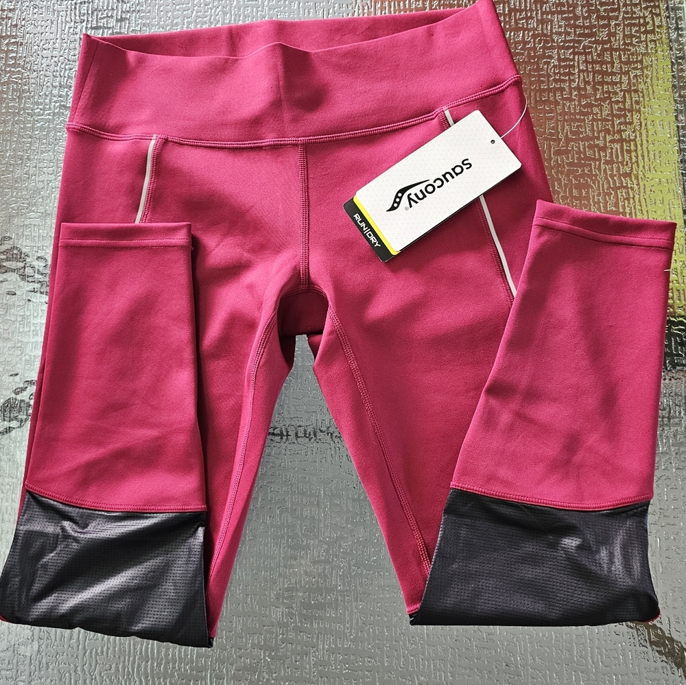 Saucony Run Dry Finishing Kick Crop leggings women’s Size XS